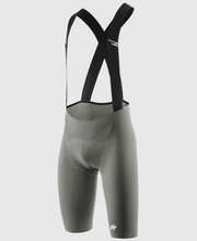 画像をギャラリービューアに読み込む, ASSOS アソス EQUIPE R BIB SHORTS S11 Edge Green Mサイズ【20％OFF】
