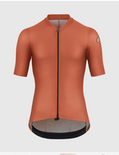 画像をギャラリービューアに読み込む, ASSOS アソス MILLE GT ジャージ S11(半袖ジャージ) Rusty Brown Mサイズ【20％OFF】
