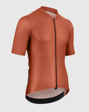 画像をギャラリービューアに読み込む, ASSOS アソス MILLE GT ジャージ S11(半袖ジャージ) Rusty Brown Mサイズ【20％OFF】
